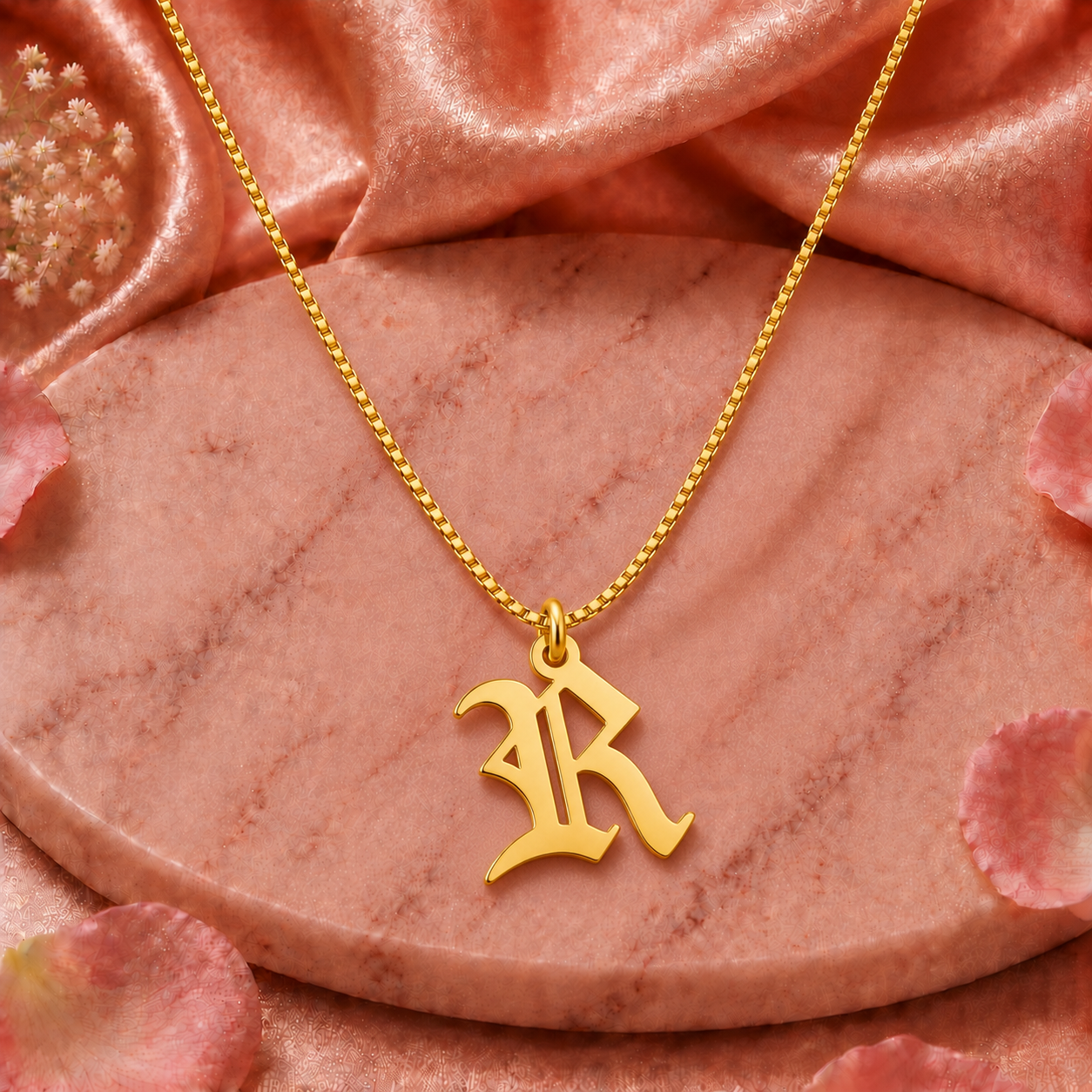 roman English initial latter pendant necklace